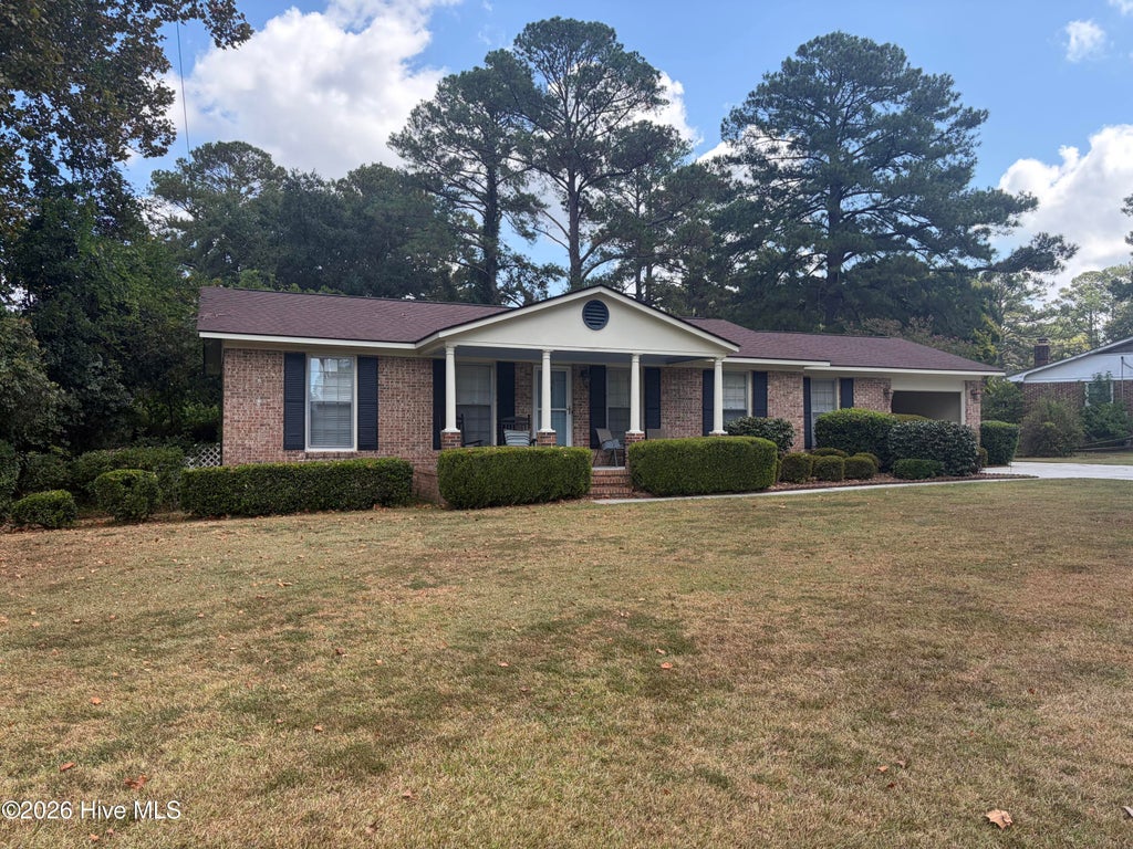 Photo of 500 Guill Street, Thomson, GA 30824 (MLS # 100602079)