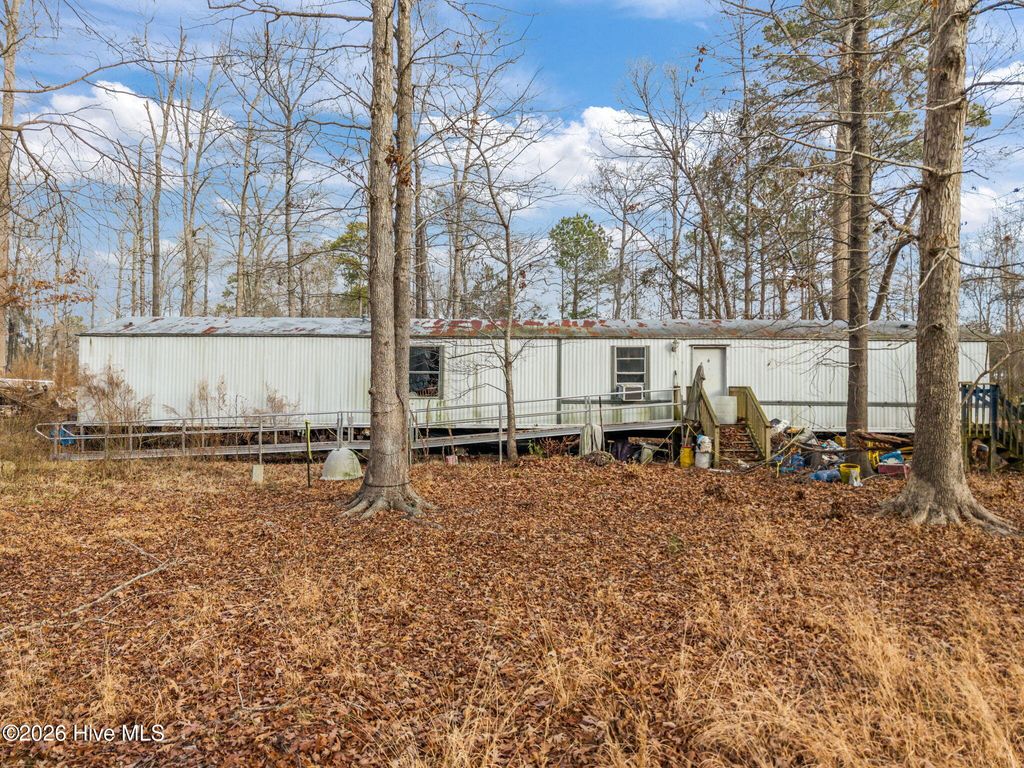 Photo of 209 Carls Woods Drive, Pinetown, NC 27865 (MLS # 100547901)