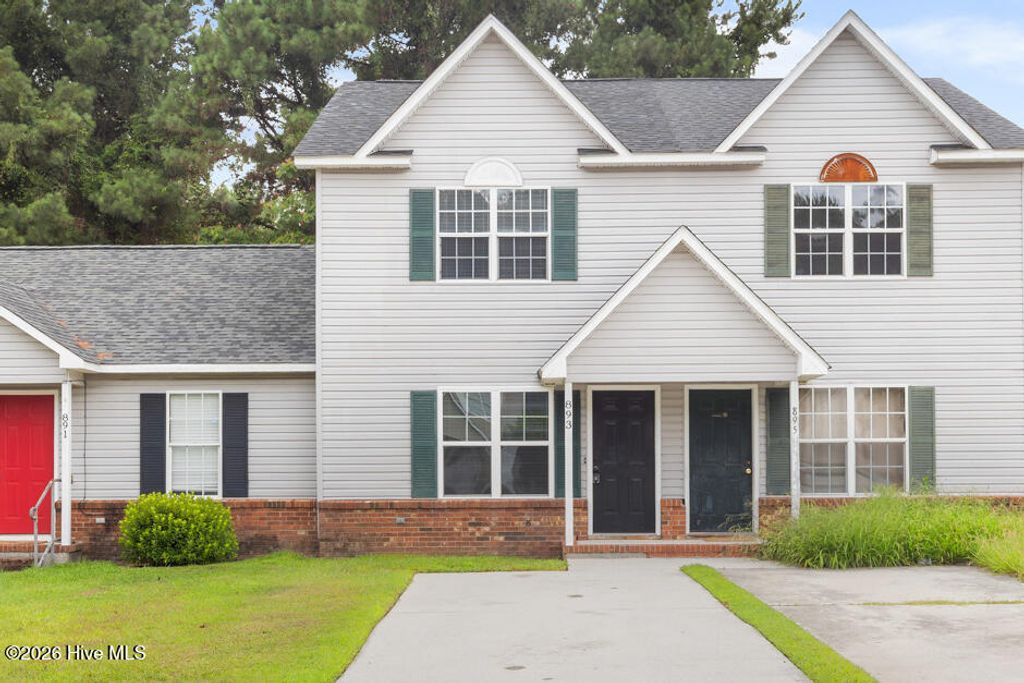 Photo of 893 W Pueblo Drive, Jacksonville, NC 28546 (MLS # 100589555)