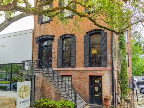 Homes For Sale - 10 W Liberty Street<br/> Chatham County, Savannah, GA 31401