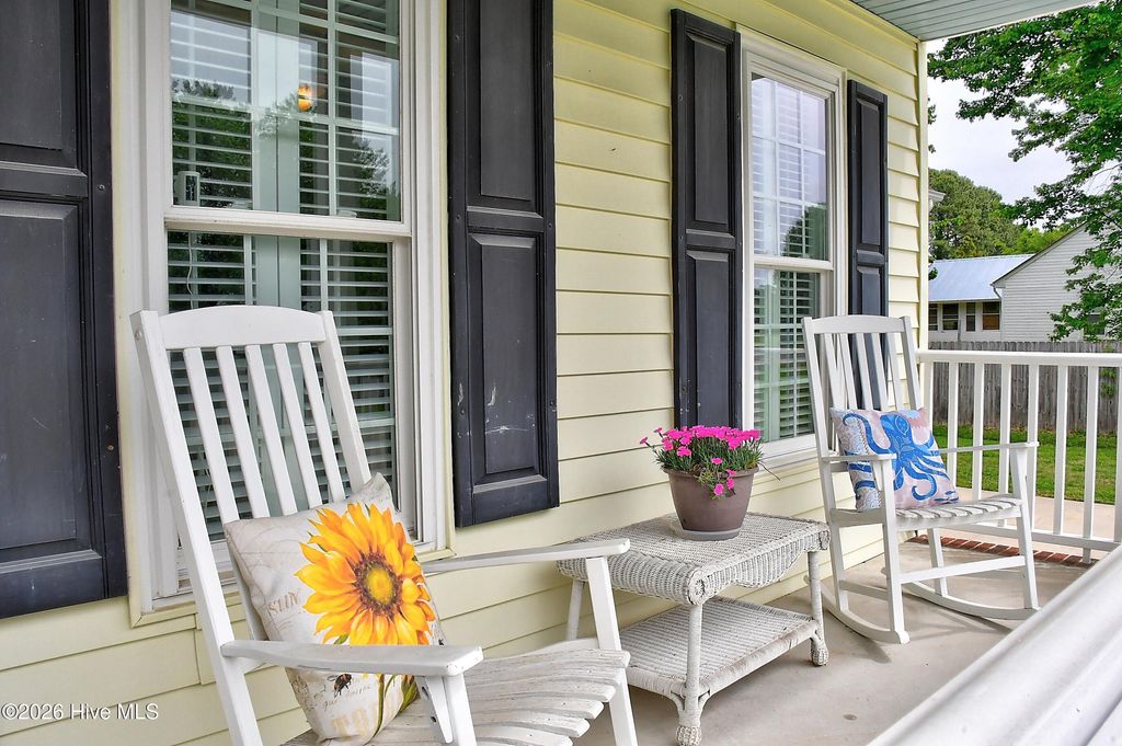 Photo of 132 South Street, Moyock, NC 27958 (MLS # 100570471)