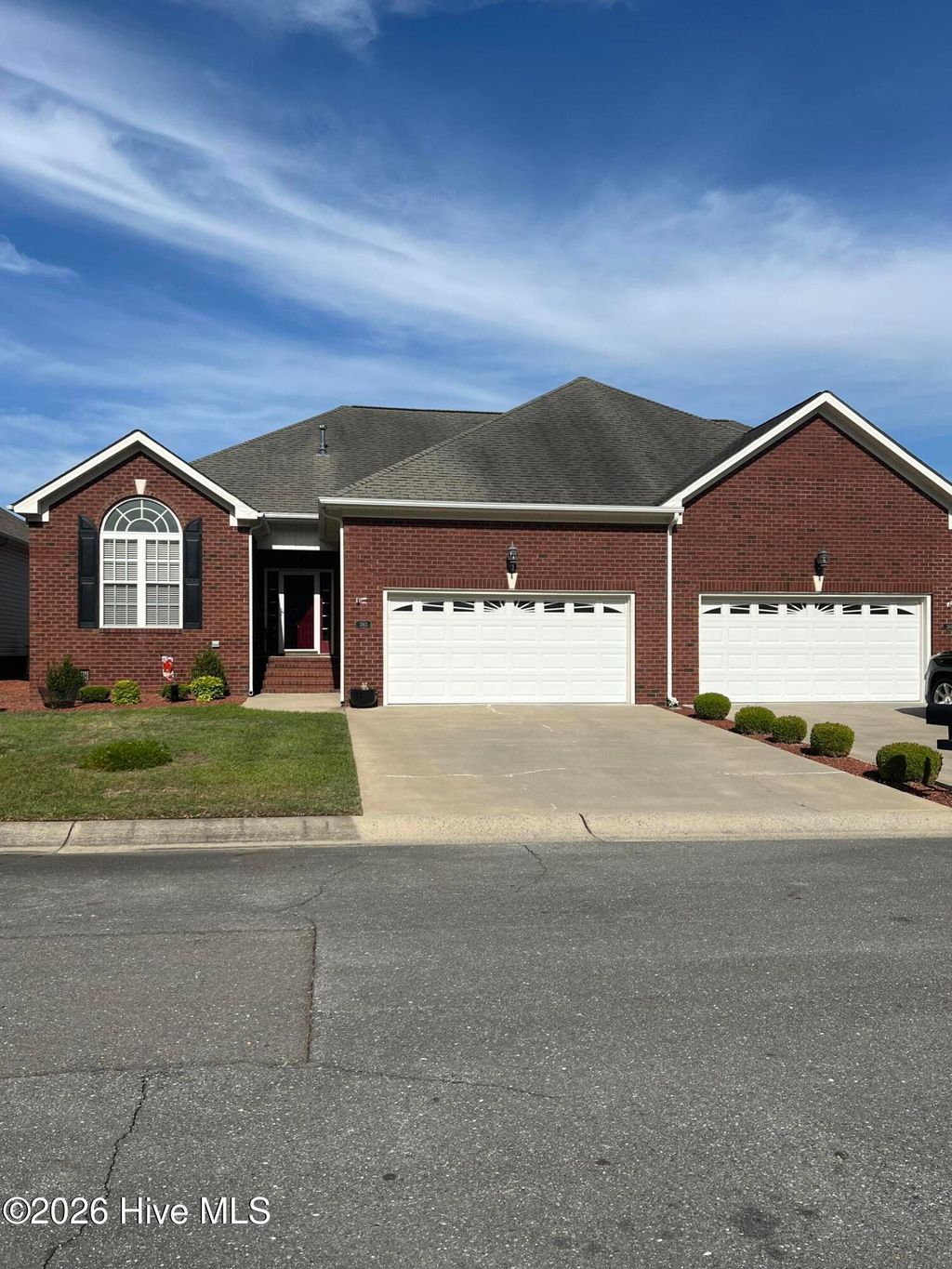 Photo of 303 Commonsgate Drive, Goldsboro, NC 27530 (MLS # 100572072)