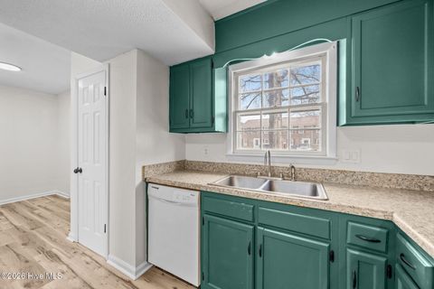 Tiny photo for 115 King George Court, Jacksonville, NC 28546 (MLS # 100555869)