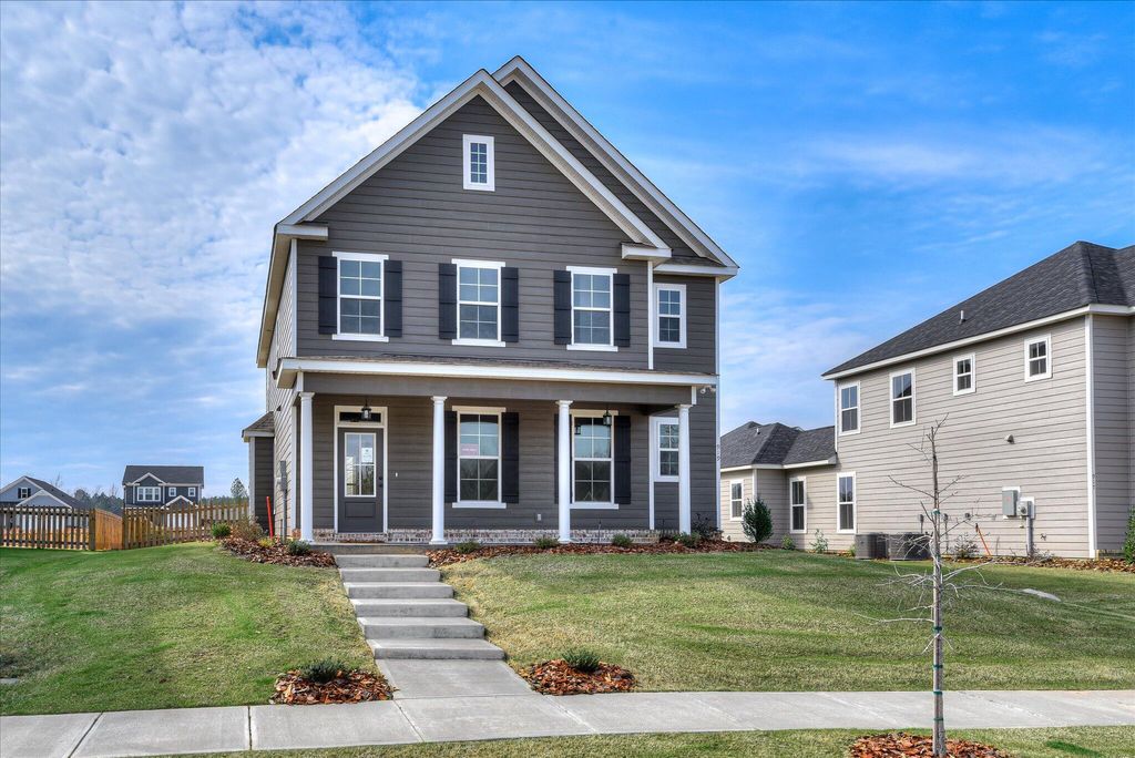 Photo of 919 Walker Point Drive, Grovetown, GA 30813 (MLS # 552281)