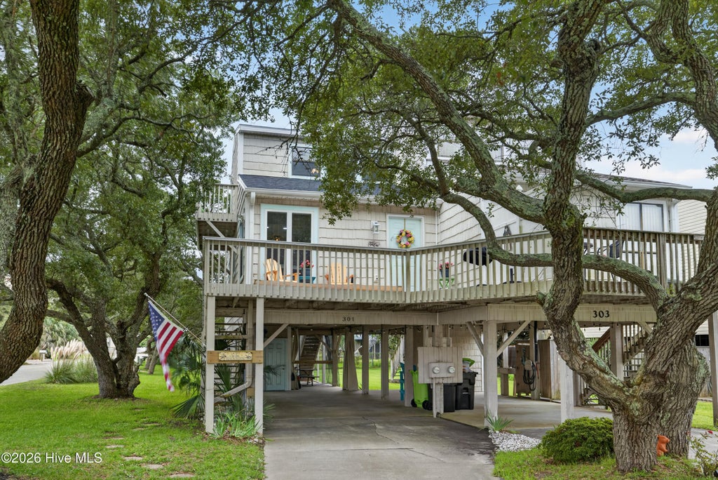 Photo of 301 Bay Circle, North Topsail Beach, NC 28460 (MLS # 100603953)
