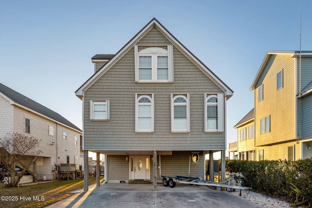 Photo of 223 Moonlight Drive, Atlantic Beach, NC 28512 (MLS # 100545979)