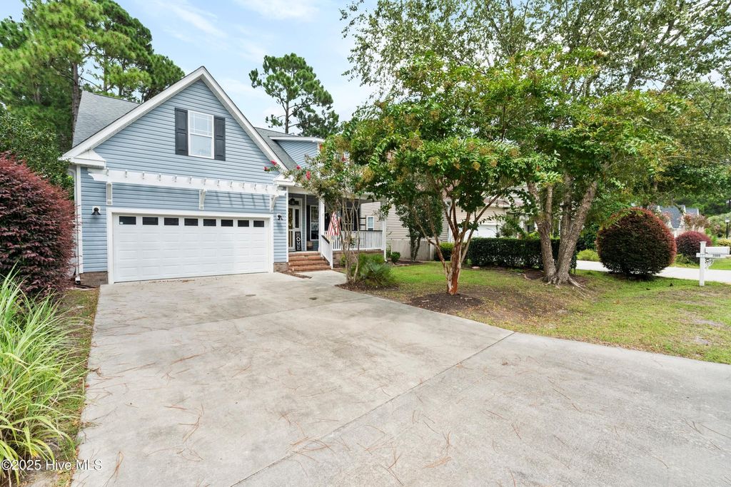 Photo of 3905 Meeting Place Lane, Southport, NC 28461 (MLS # 100525982)