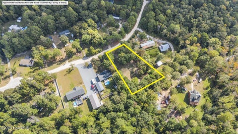 Tiny photo for 304 Clearview Drive, Holly Ridge, NC 28445 (MLS # 100609671)