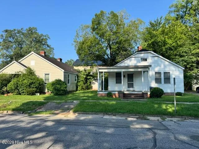 216 E Peyton Avenue