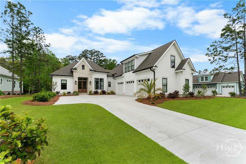 Photo of 418 Enclave Drive, Richmond Hill, GA 31324 (MLS # SA352835)