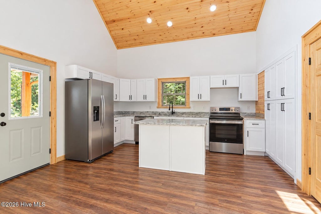 Photo of 39 Horseshoe Branch Lane, Murphy, NC 28906 (MLS # 100603848)