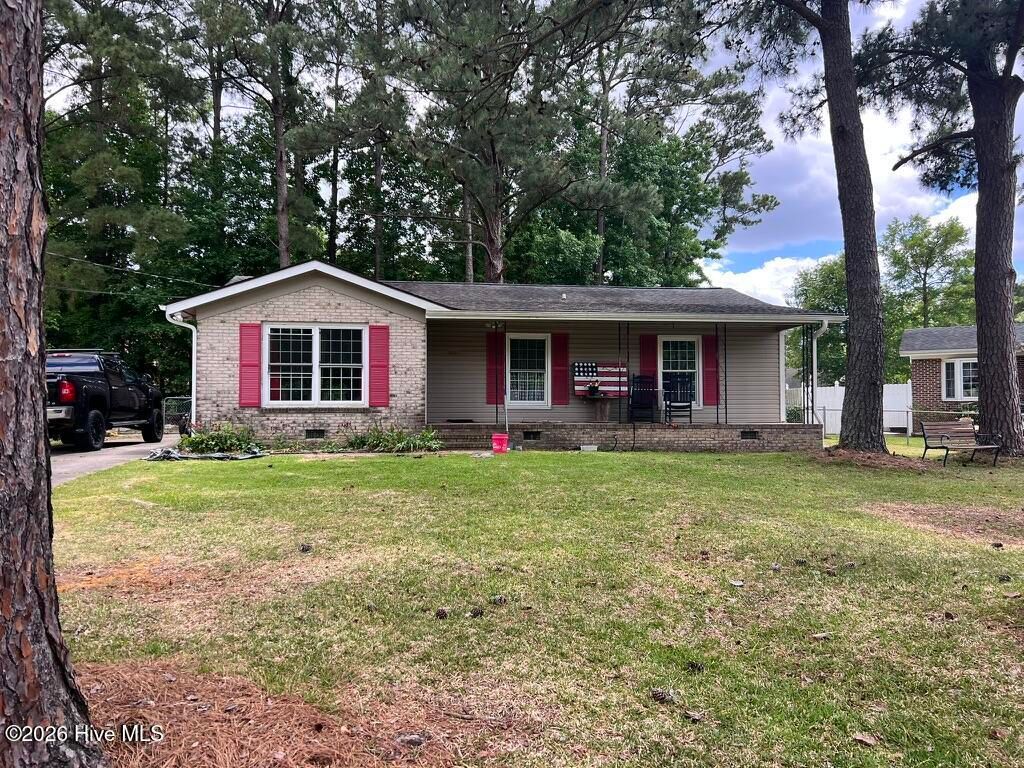 Photo of 302 Cardinal Road, Jacksonville, NC 28540 (MLS # 100580523)
