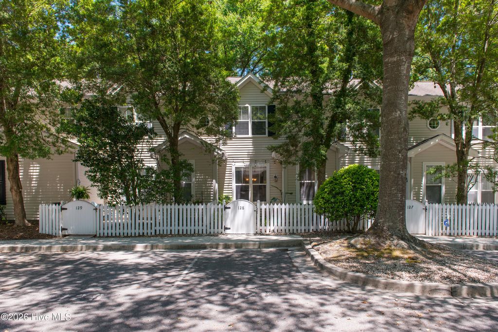 Photo of 5813 Wrightsville Avenue #128, Wilmington, NC 28403 (MLS # 100575851)