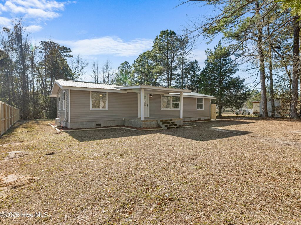 Photo of 2073 Dawson Cabin Road, Jacksonville, NC 28540 (MLS # 100545373)