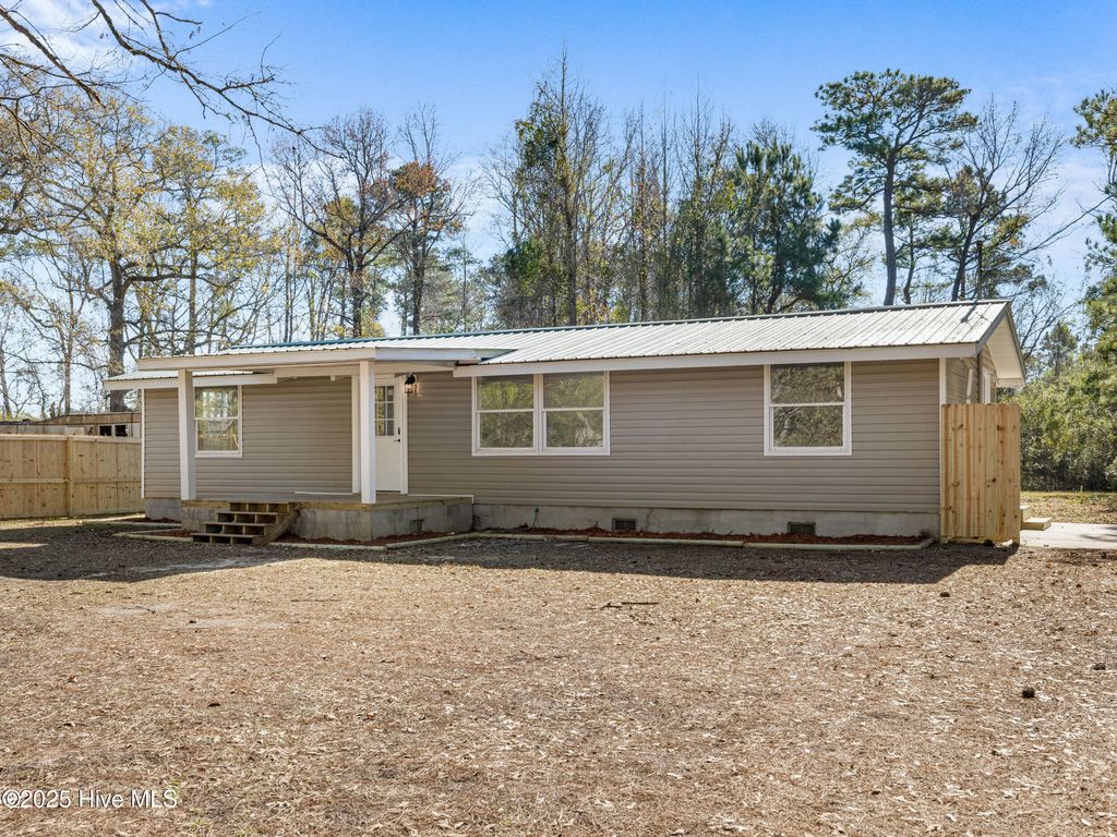 Photo of 2073 Dawson Cabin Road, Jacksonville, NC 28540 (MLS # 100545373)