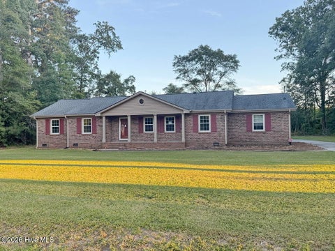 Homes For Sale - 7883 W Tarboro Road<br/> Rocky Mount, NC 27803