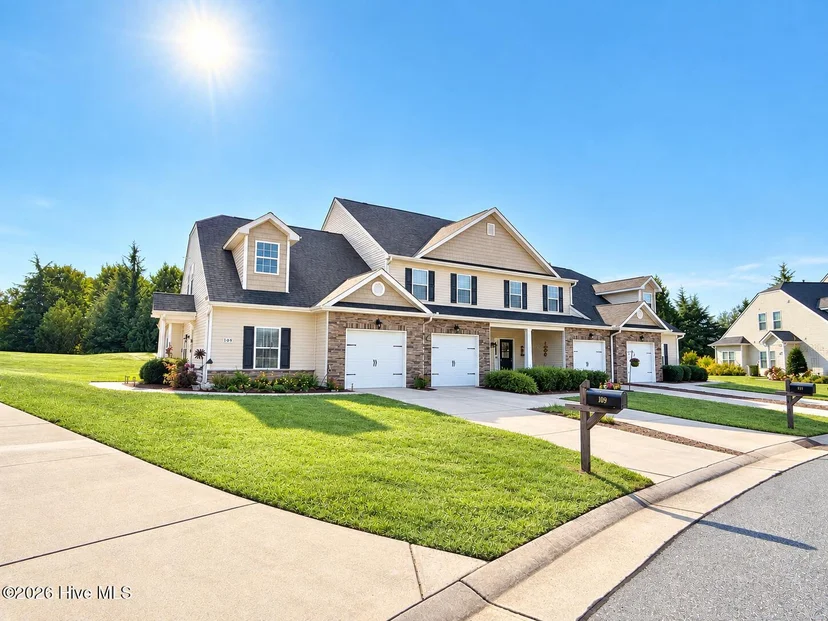 109 Penry Lane, photo 1 of 43