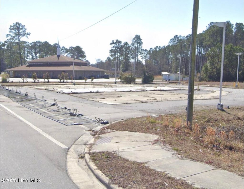 Photo of 116 Piney Green Road, Jacksonville, NC 28546 (MLS # 100541567)