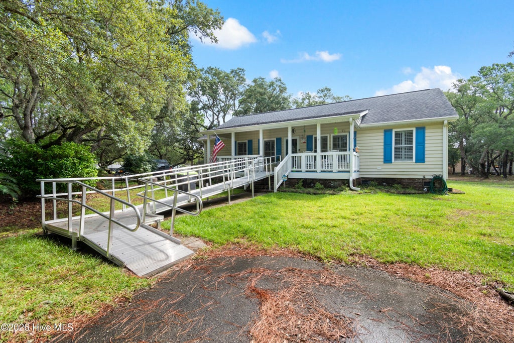 Photo of 2560 Waterscape Drive SW, Supply, NC 28462 (MLS # 100593019)