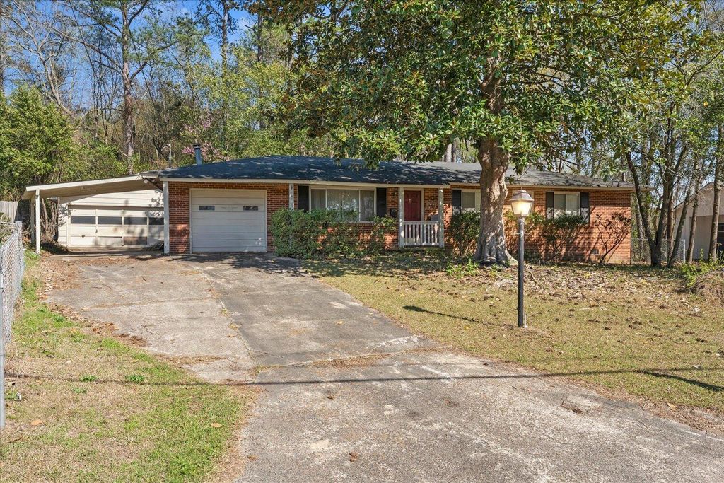 Photo of 1728 Sandalwood Drive, Augusta, GA 30909 (MLS # 553167)