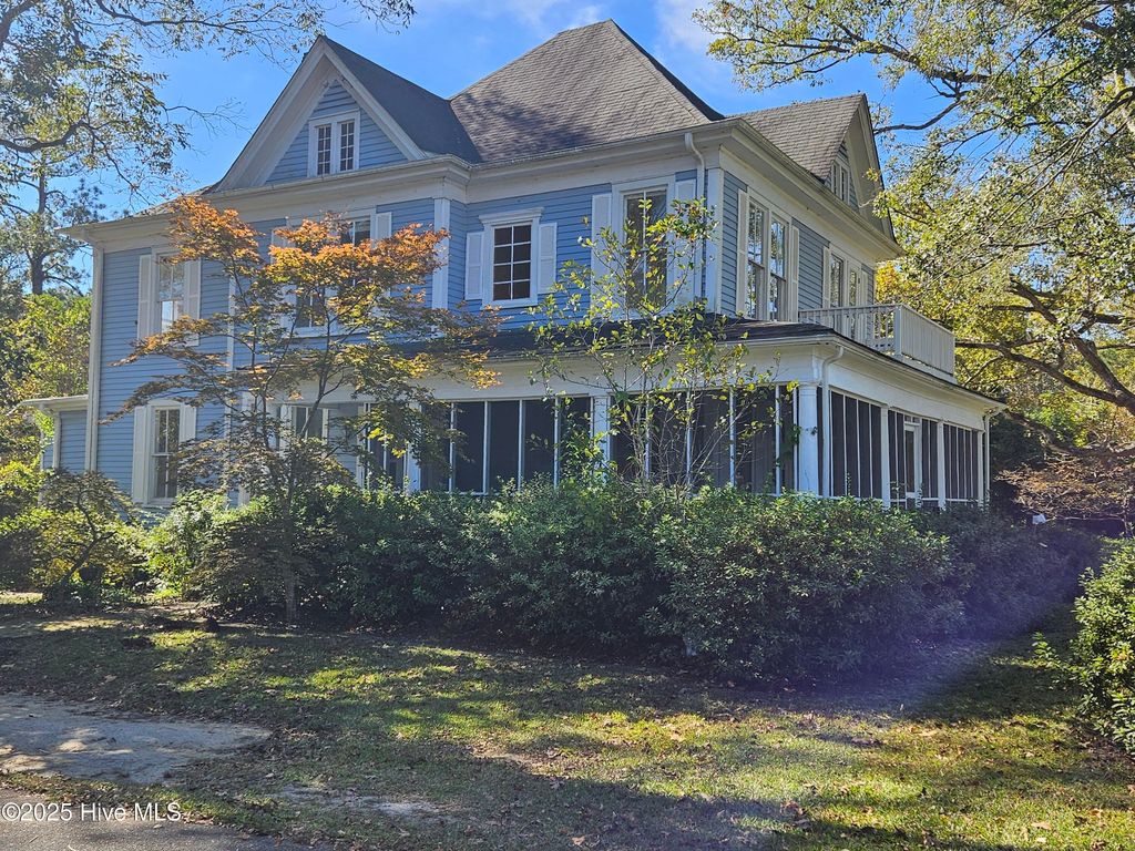 Photo of 201 W Main Street, Atkinson, NC 28421 (MLS # 100538101)