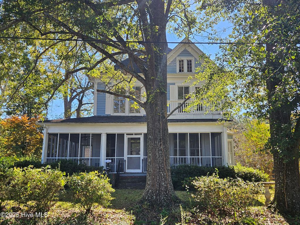 Photo of 201 W Main Street, Atkinson, NC 28421 (MLS # 100538101)