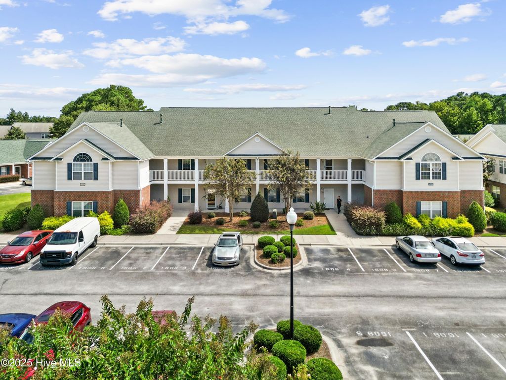 Photo of 1608 Willoughby Park Court #8, Wilmington, NC 28412 (MLS # 100527871)