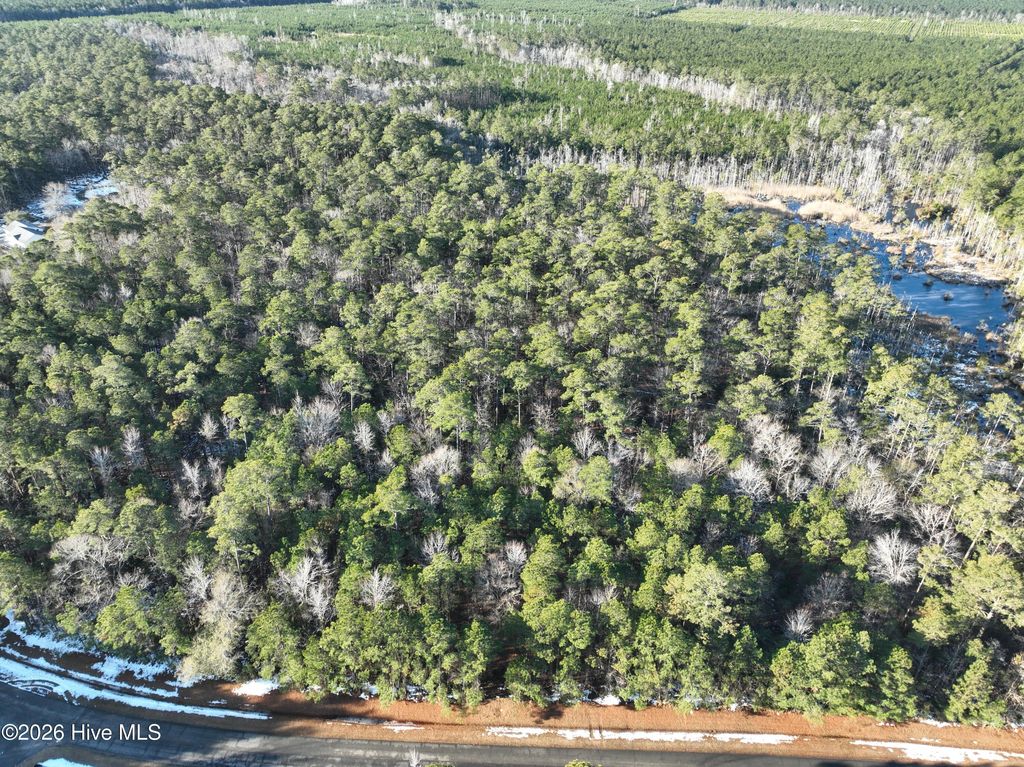 Photo of 433 Sandy Point Drive, Beaufort, NC 28516 (MLS # 100553317)