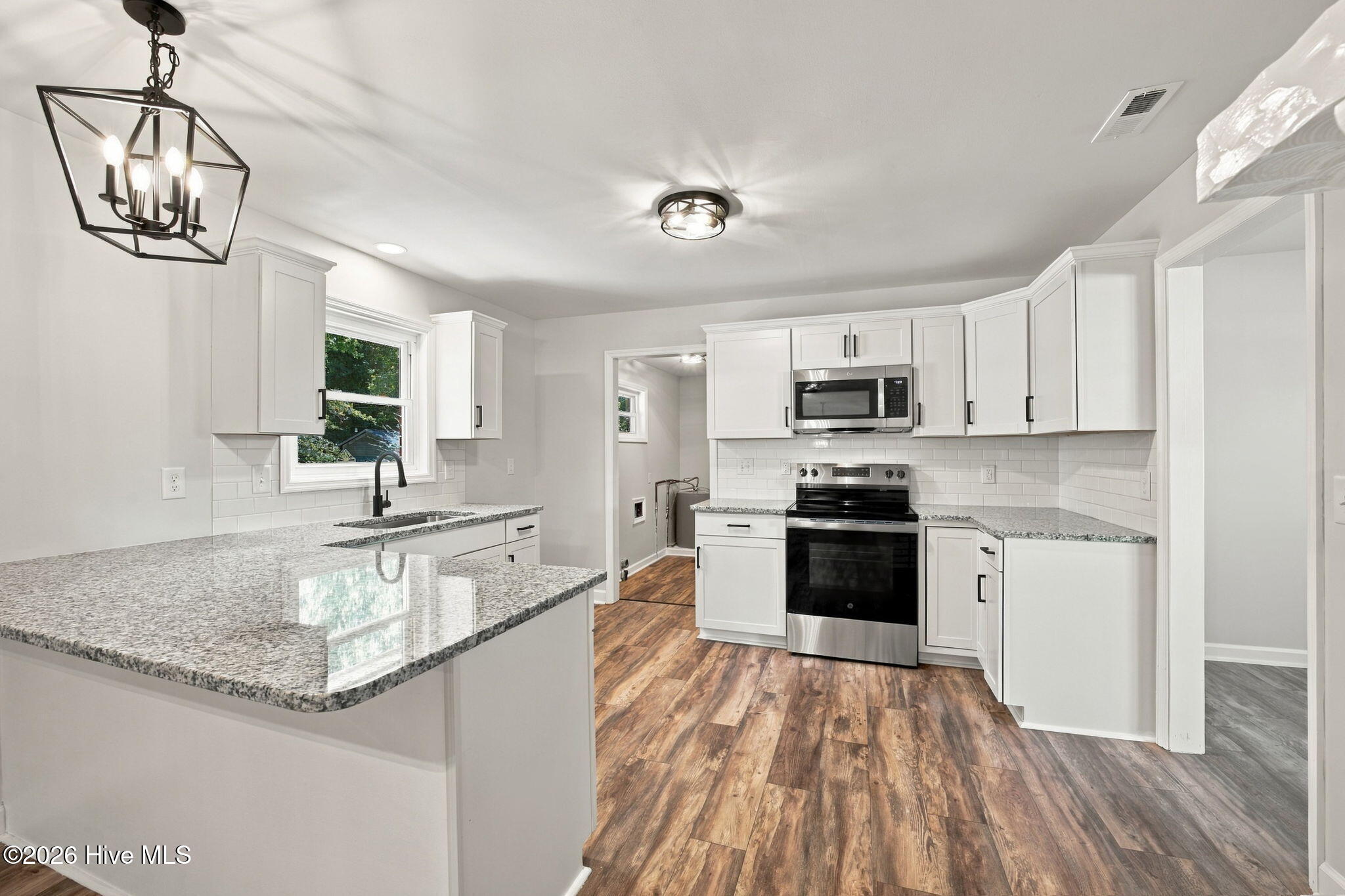 1202 Forest Drive