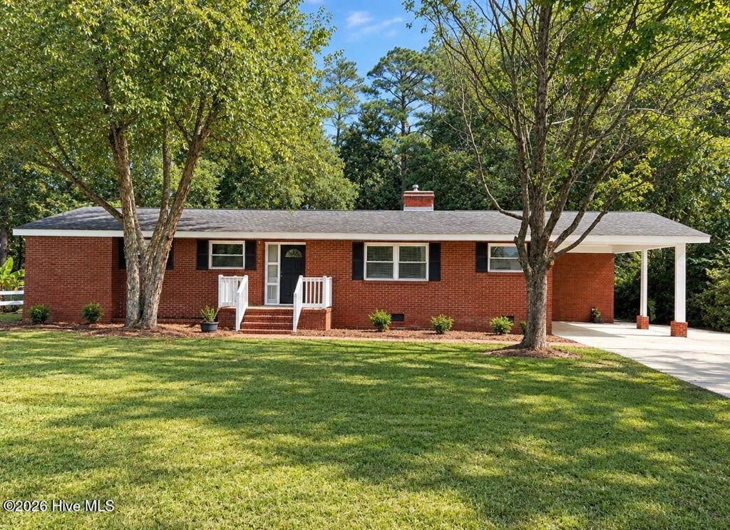 Photo of 1202 Forest Drive, Trent Woods, NC 28562 (MLS # 100608853)