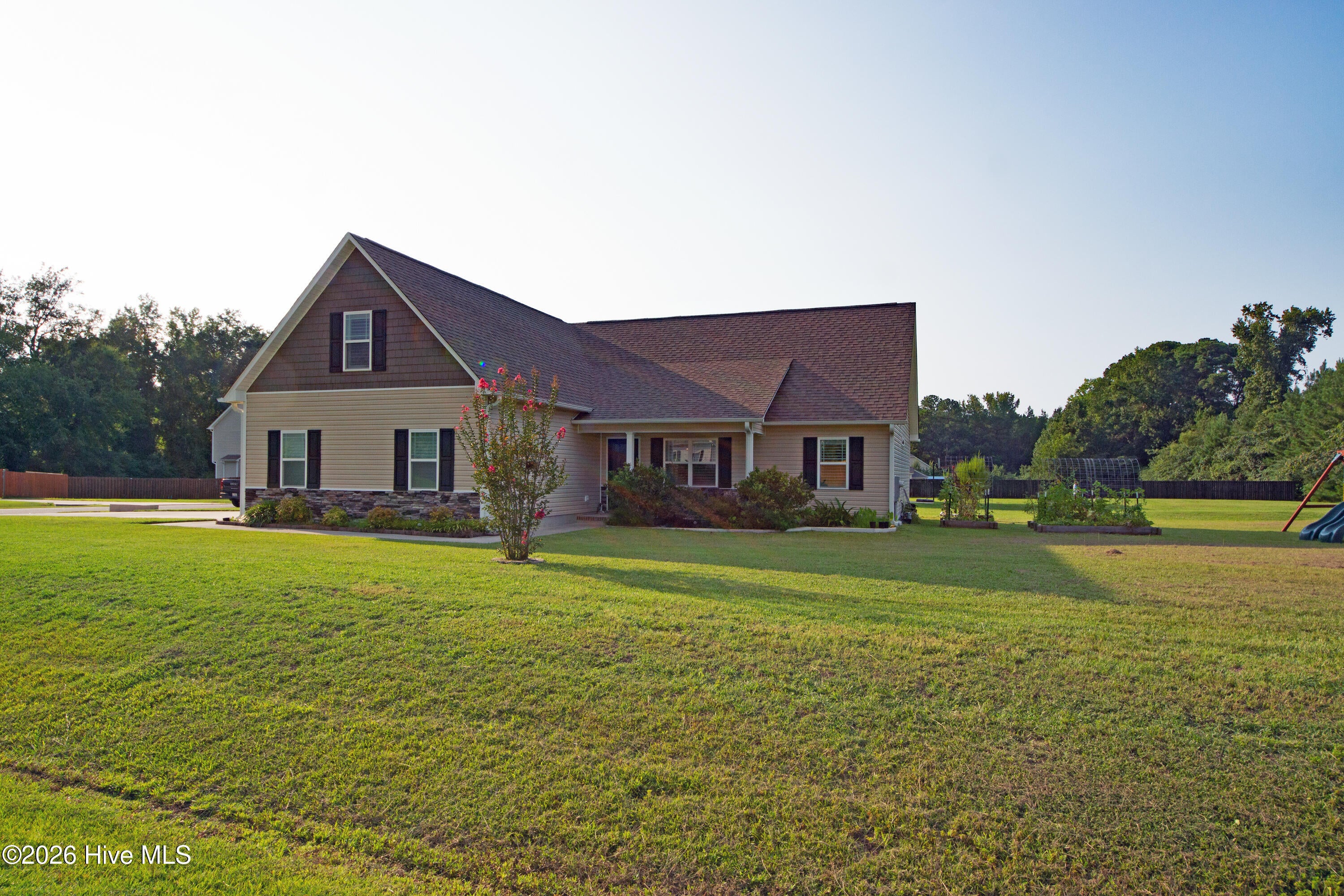 200 Gillcrest Court