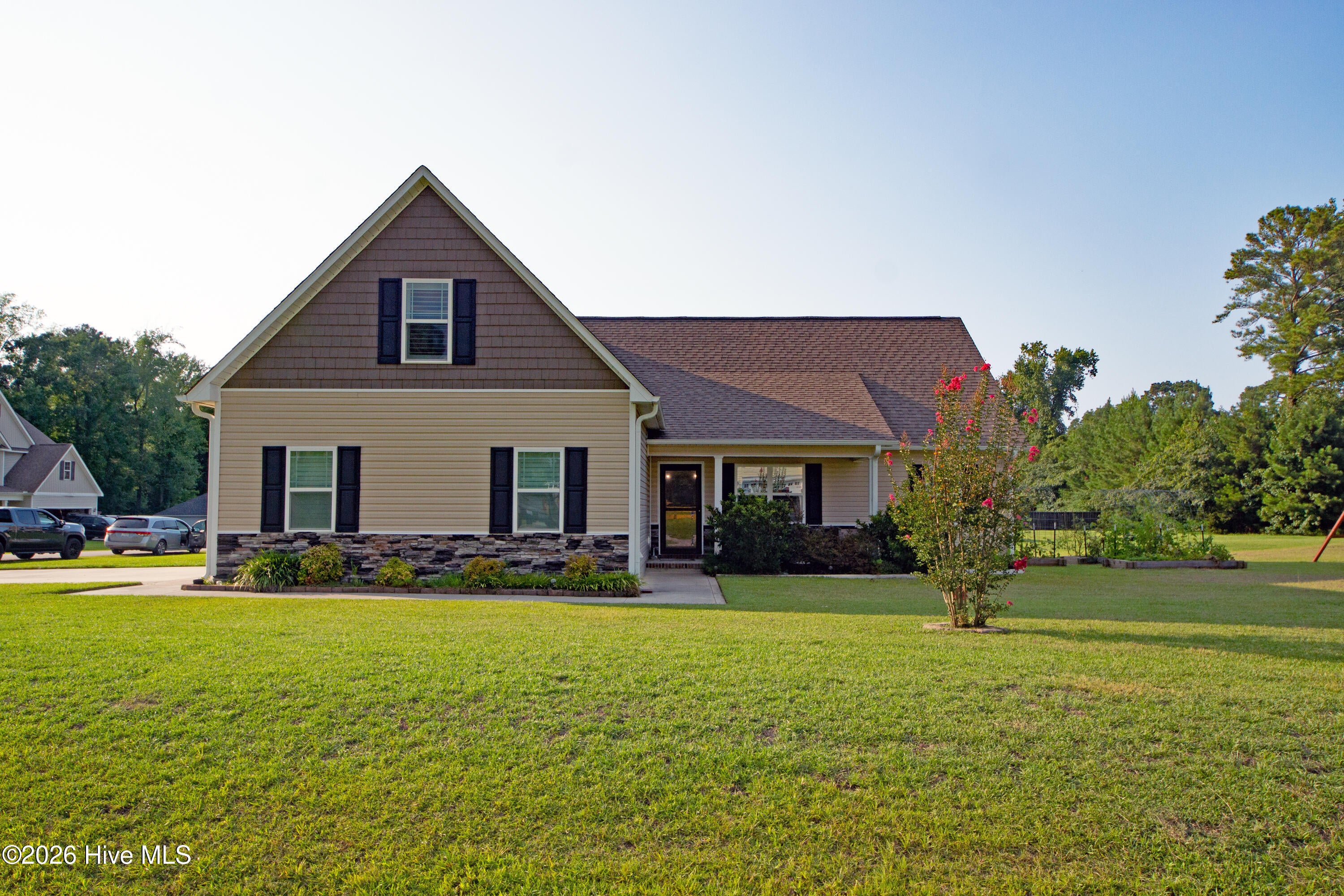 200 Gillcrest Court