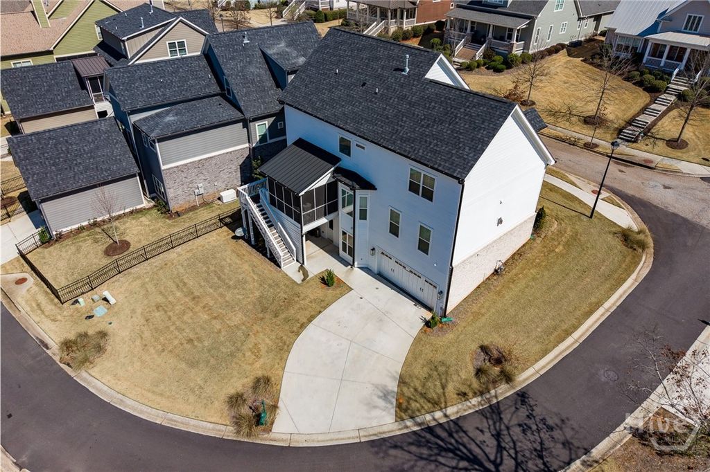 Photo of 105 Red Bluff Drive, Athens, GA 30607 (MLS # CL351036)