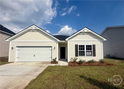 Homes For Sale - 180 Pitchline Drive<br/> Hinesville, GA 31313