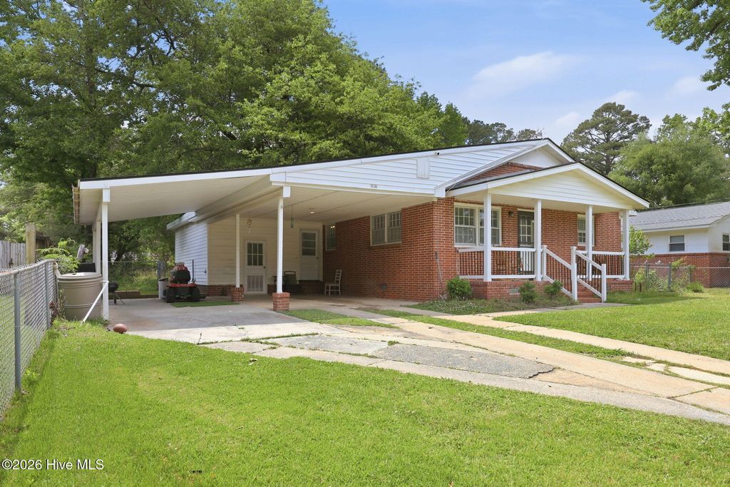Photo of 103 Arthur Court, Jacksonville, NC 28546 (MLS # 100572665)