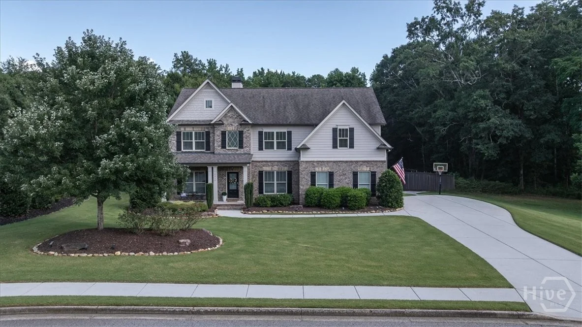 1517 Grove Brook Lane
