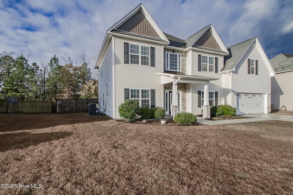 Photo of 809 Solomon Drive, Jacksonville, NC 28546 (MLS # 100546466)