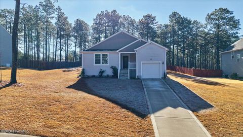 Photo of 227 Mildred Way, Aberdeen, NC 28315 (MLS # 100550350)