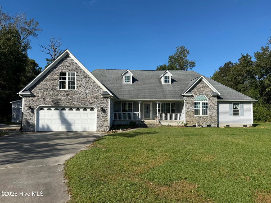 Photo of 134 Bur Oaks Boulevard, Newport, NC 28570 (MLS # 100612750)