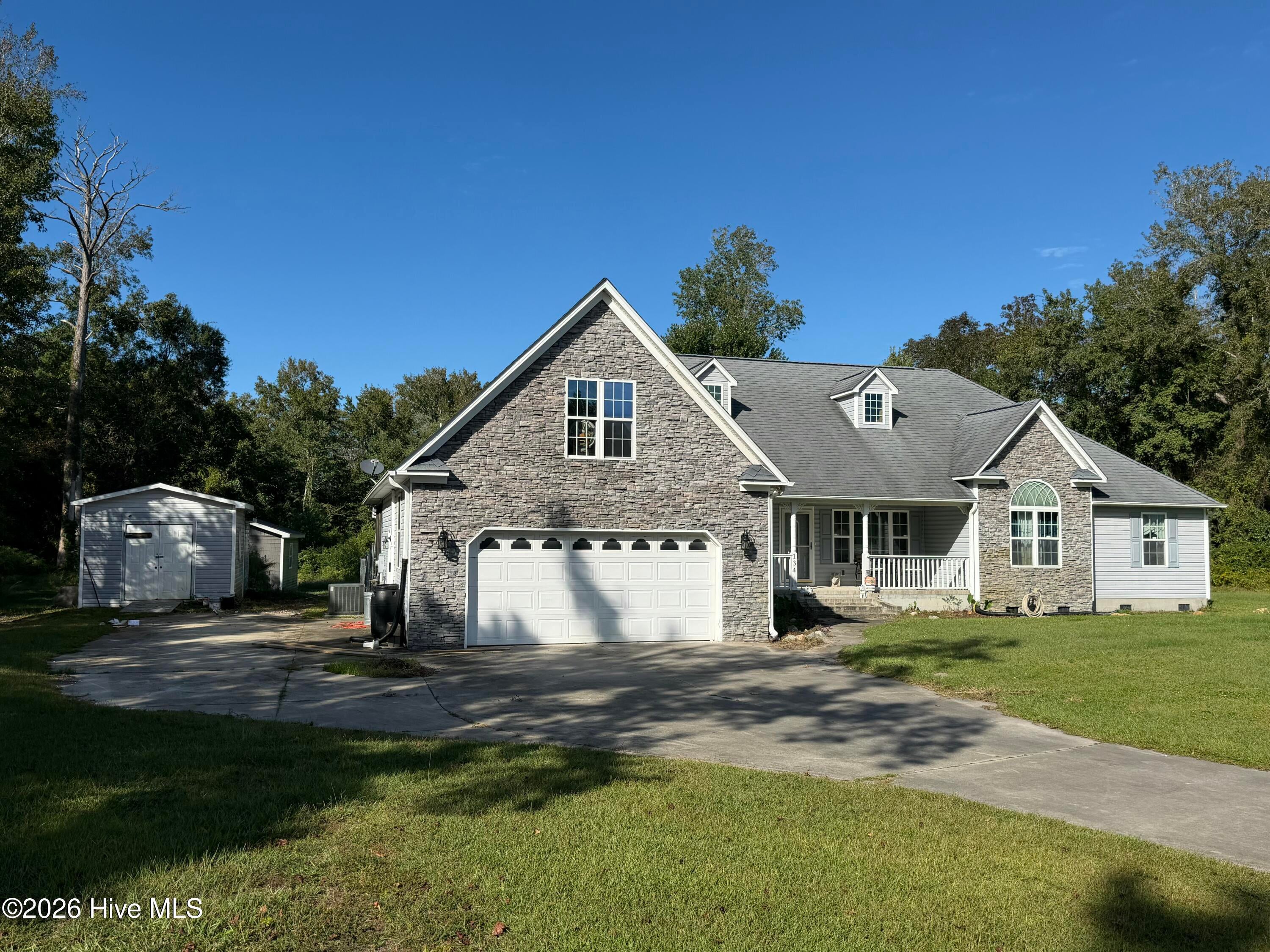 134 Bur Oaks Boulevard