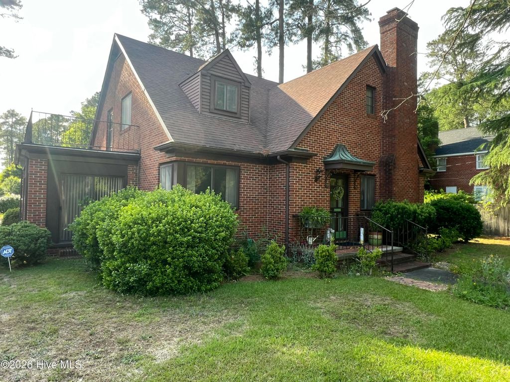 Photo of 906 Carey Road, Kinston, NC 28501 (MLS # 100573130)