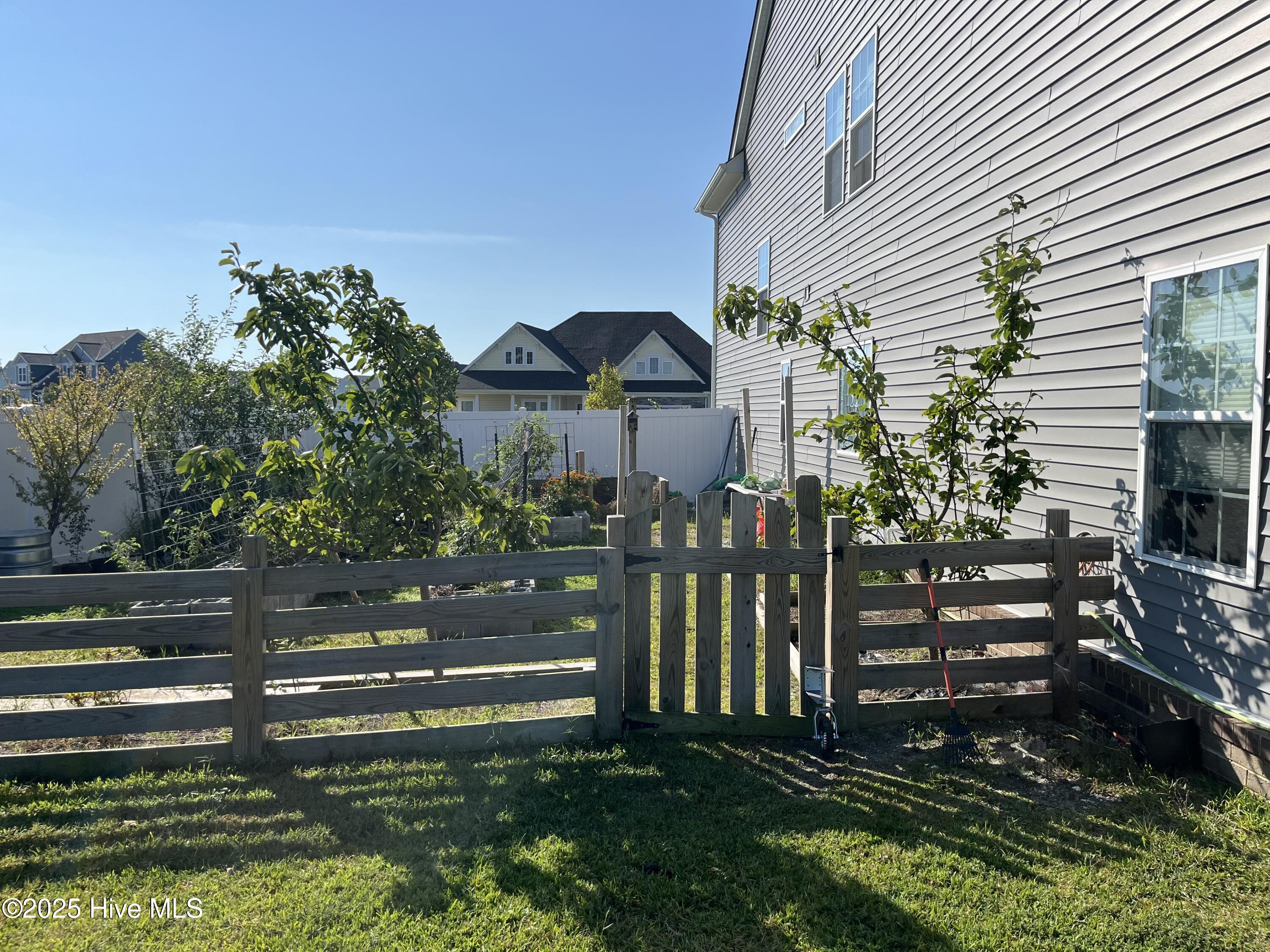 Moyock, North Carolina 27958, United States, 5 Bedrooms Bedrooms, ,4 BathroomsBathrooms,Residential,Active,255913