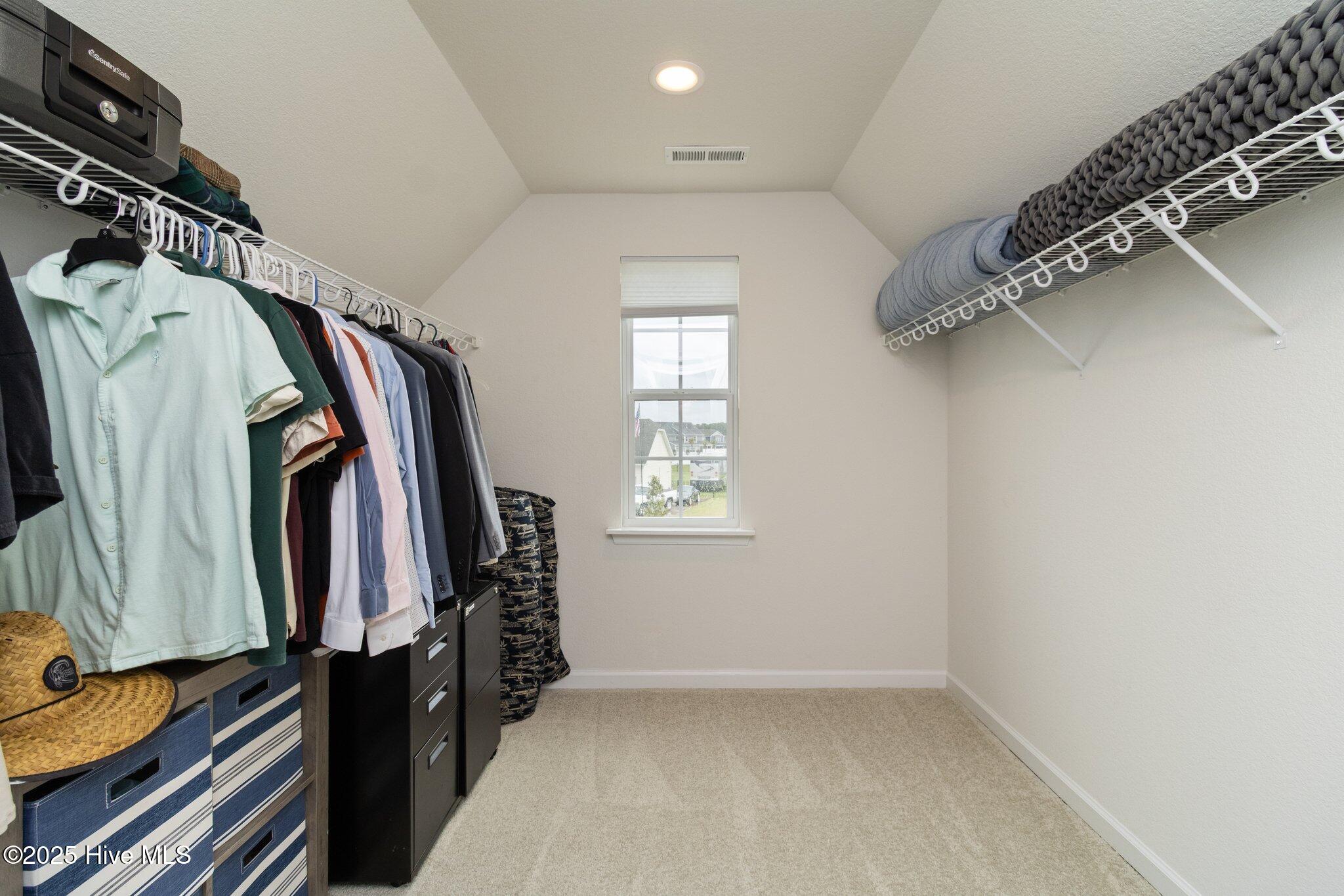 Moyock, North Carolina 27958, United States, 5 Bedrooms Bedrooms, ,4 BathroomsBathrooms,Residential,Active,255913