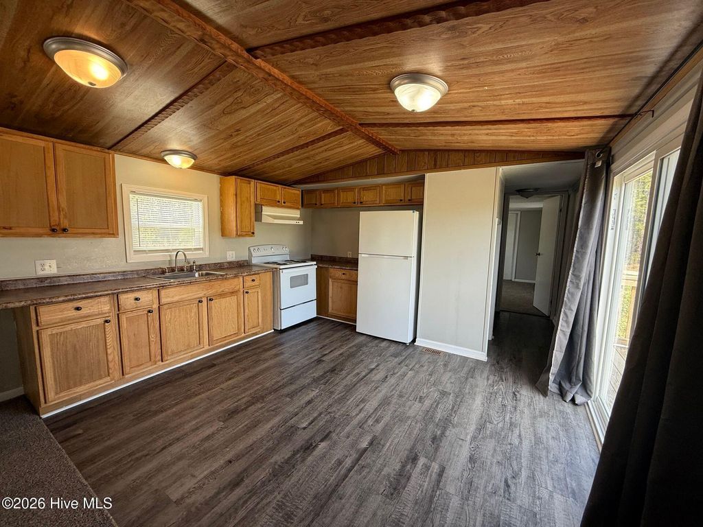 Photo of 122 Osage Lane, Jacksonville, NC 28546 (MLS # 100563962)