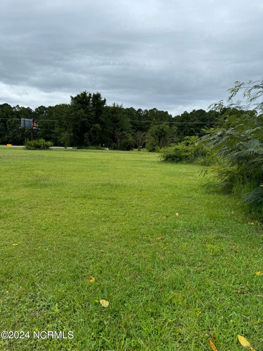 Photo of 483 Freedom Way, Midway Park, NC 28544 (MLS # 100464928)