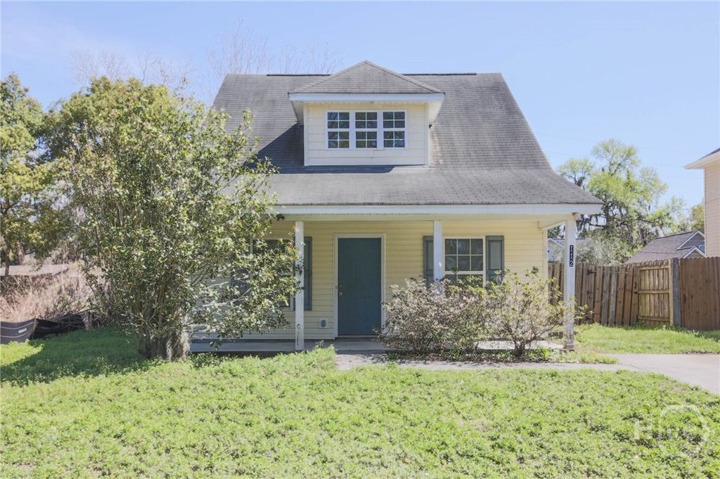 Photo of 112 Heather Street, Savannah, GA 31406 (MLS # SA350877)