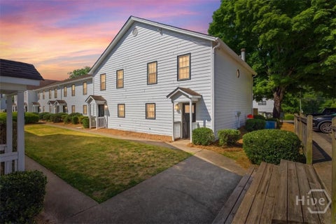 Condo For Sale - 1905 S Milledge Avenue #24<br/> Athens, GA 30605