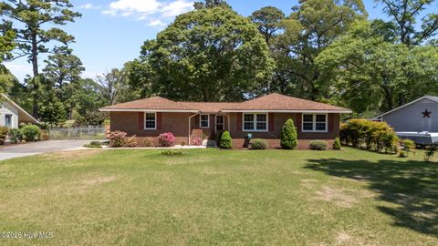 Photo of 204 Randomwood Lane, New Bern, NC 28562 (MLS # 100567768)