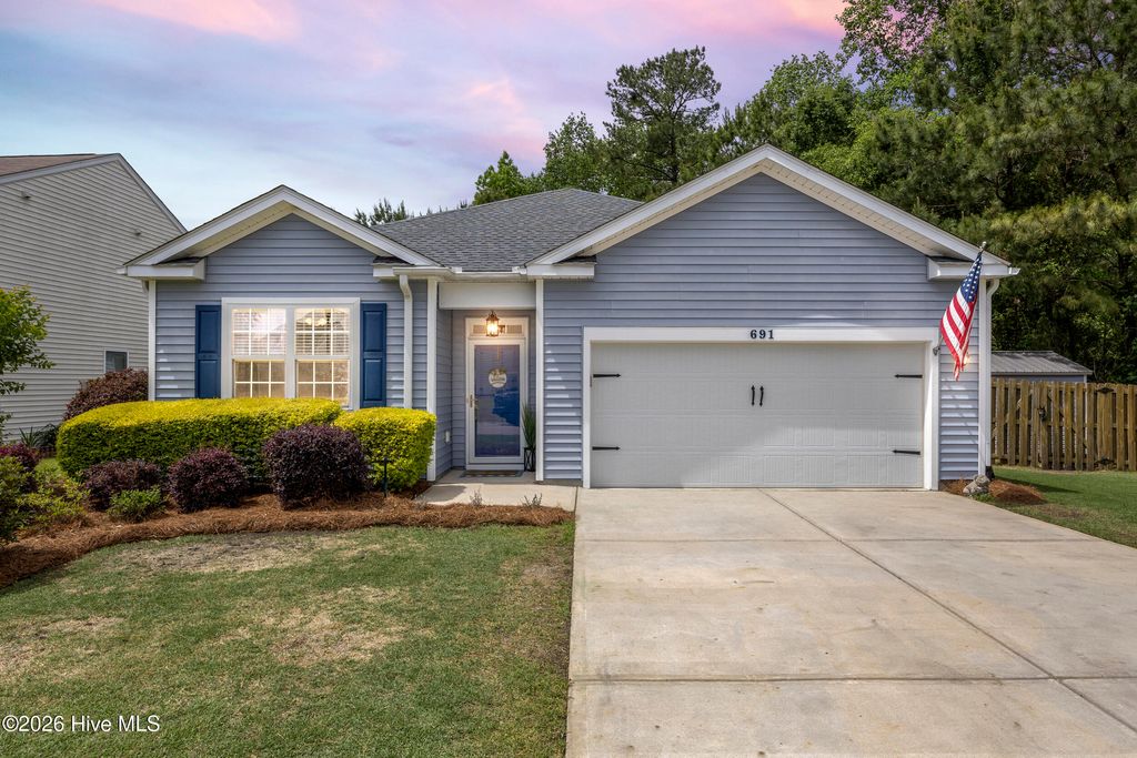 Photo of 691 Avington Lane NE, Leland, NC 28451 (MLS # 100570461)
