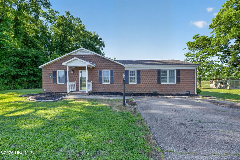 Photo of 2489 Pocosin Road, Ayden, NC 28513 (MLS # 100578056)